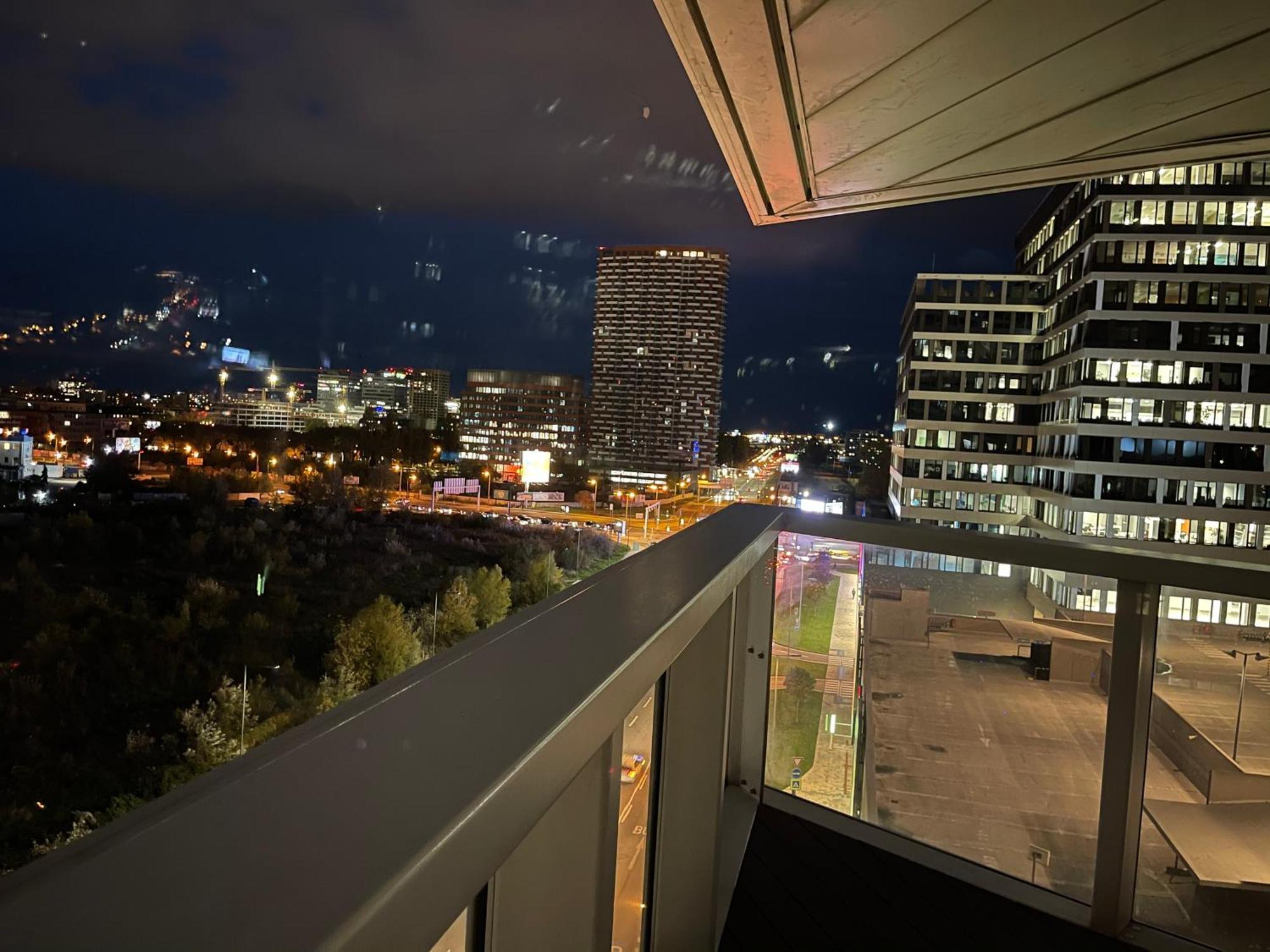 Sag Panorama City Apartment 3 Rooms Free Parking Free Wifi บราติสลาวา ภายนอก รูปภาพ