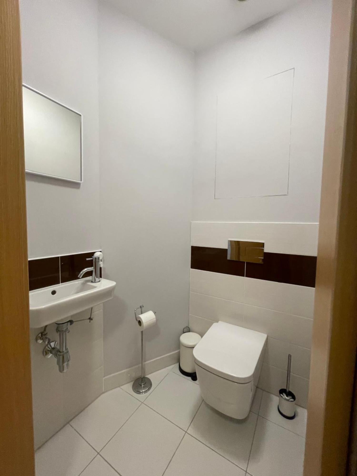 Sag Panorama City Apartment 3 Rooms Free Parking Free Wifi บราติสลาวา ภายนอก รูปภาพ