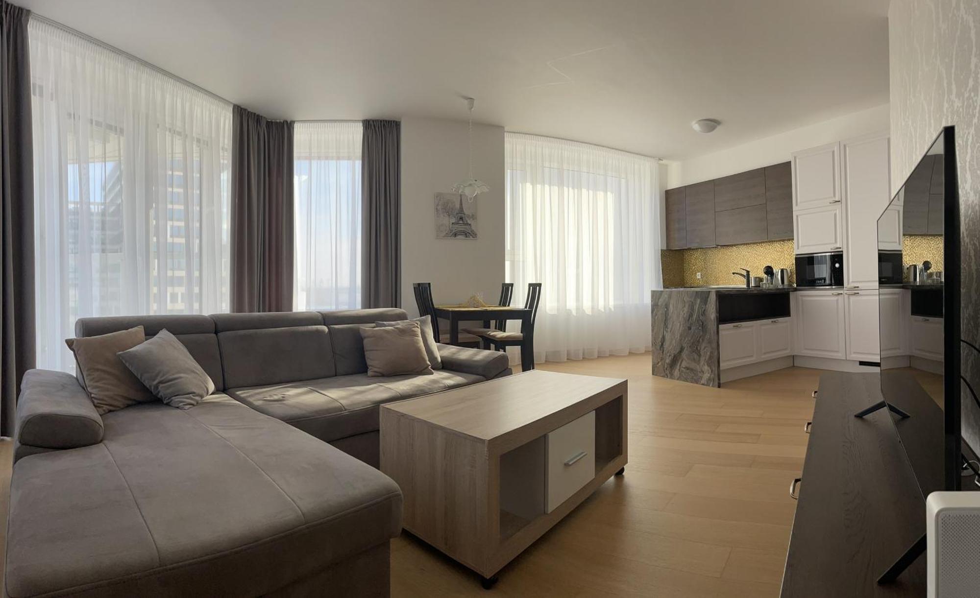 Sag Panorama City Apartment 3 Rooms Free Parking Free Wifi บราติสลาวา ภายนอก รูปภาพ
