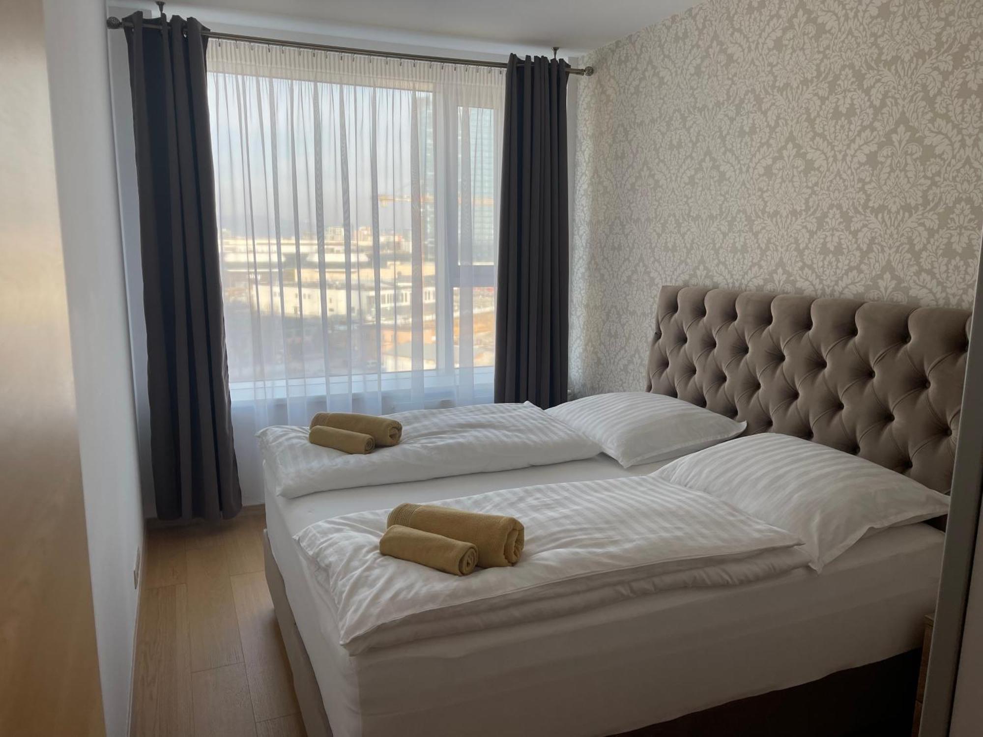 Sag Panorama City Apartment 3 Rooms Free Parking Free Wifi บราติสลาวา ภายนอก รูปภาพ